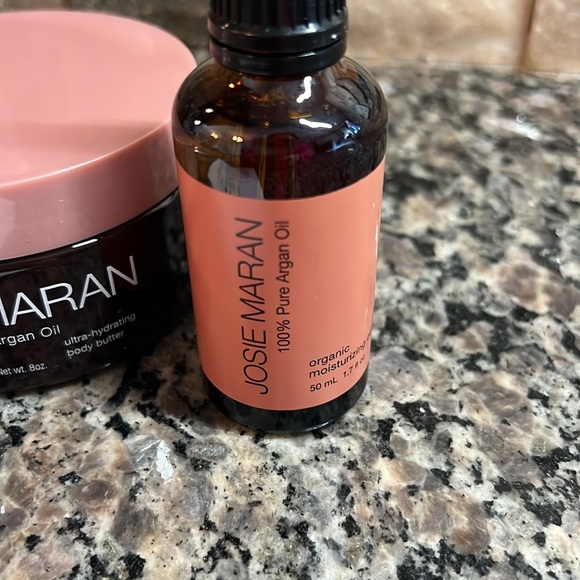 Josie Maran argan oil NWT - Picture 4 of 6